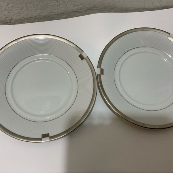 Mikasa Invitation Platinum Salad Dessert Plates Set of 2 Japan L5615 P1 - Picture 1 of 7